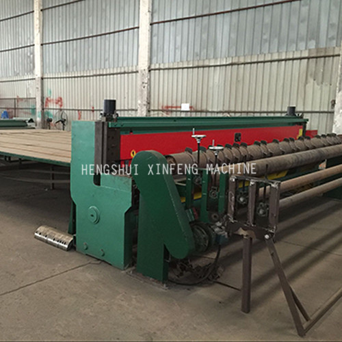 Netting sheet cutting machine